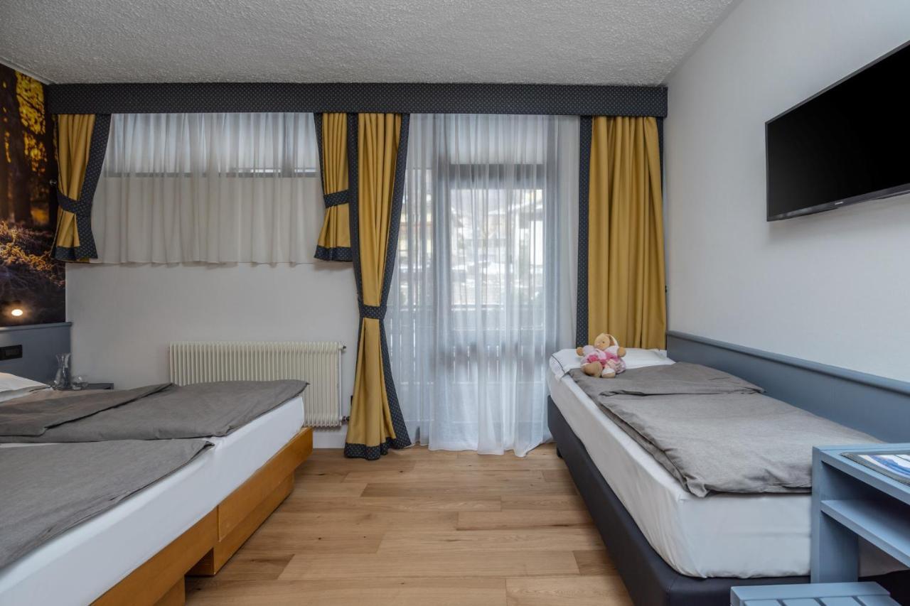 Pippo Hotel Terzolas エクステリア 写真